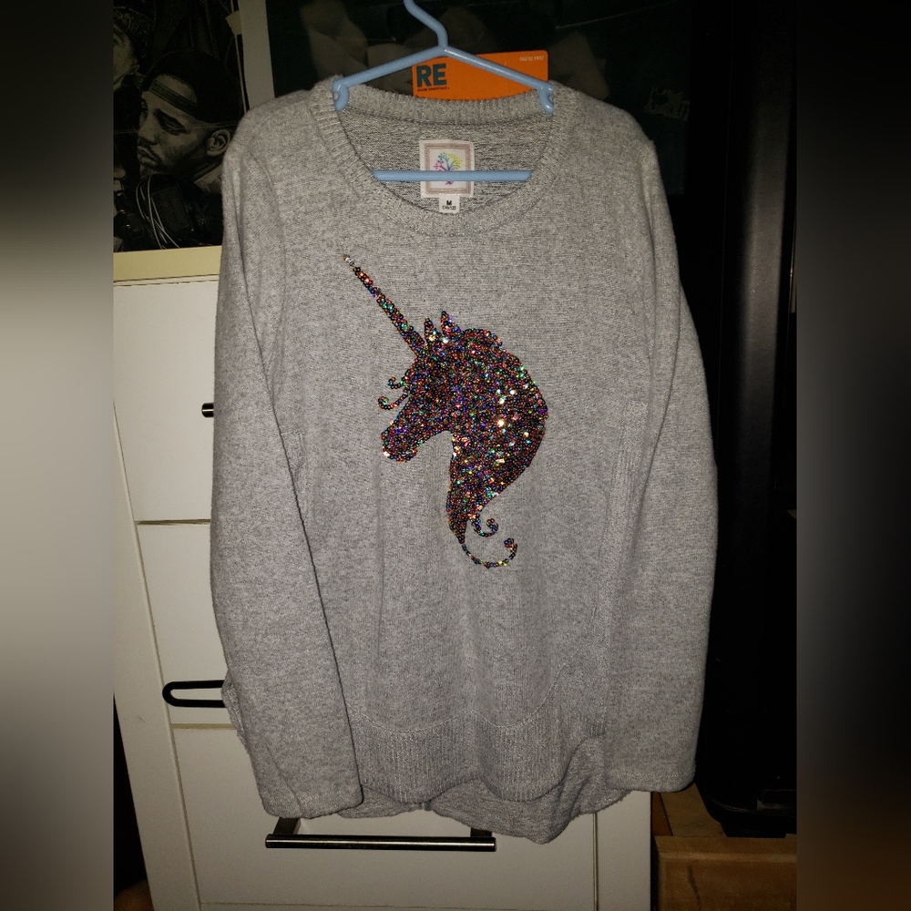Colortree Girls Sweatshirt Medium Like New. Buy One Item, Choose One For Free.